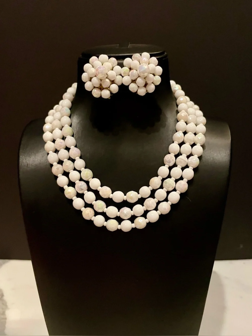 Vintage Iridescent White Milk Glass Beaded Necklace/ Matching Earrings - Picture 2 of 5